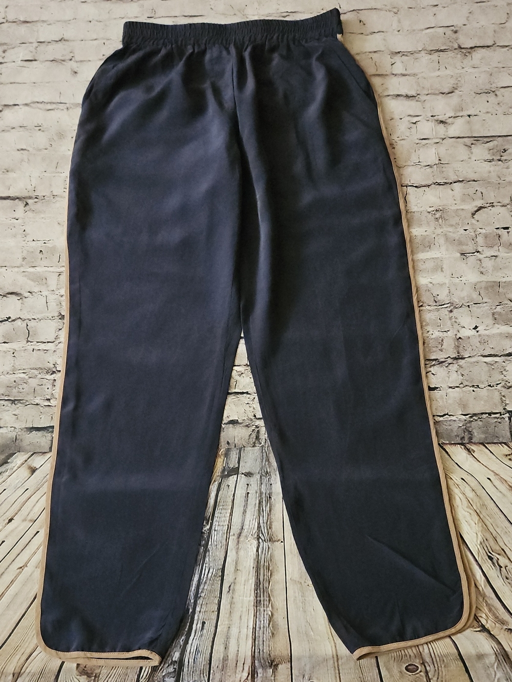 Club Monaco Navy Blue Silk Jogger Pants Size Xs?
